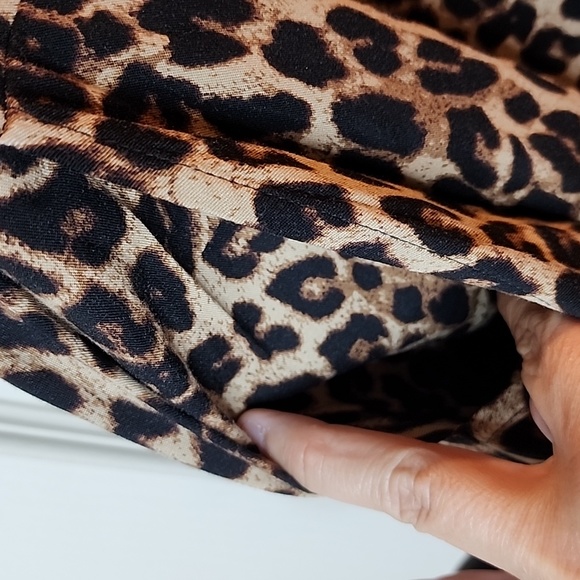 Torrid leopard dress with POCKETS - Picture 11 of 15